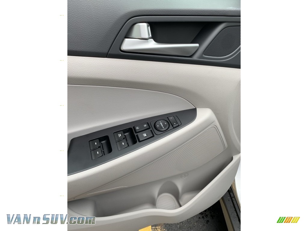 2019 Tucson SEL AWD - Molten Silver / Gray photo #12
