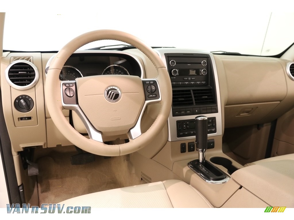 2010 Mountaineer V6 AWD - White Suede / Camel photo #7