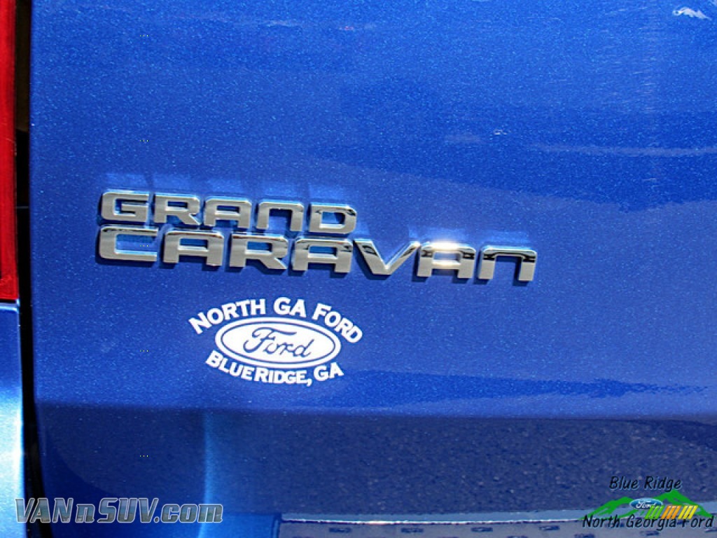 2013 Grand Caravan SE - Blue Streak Pearl / Black/Light Graystone photo #33
