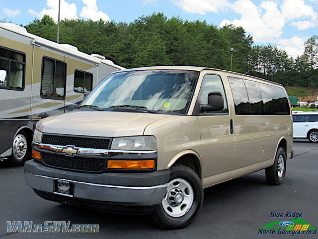 Sandstone Metallic / Neutral Chevrolet Express LT 3500 Extended Passenger Van