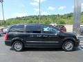 Chrysler Town & Country Touring - L Brilliant Black Crystal Pearl photo #5