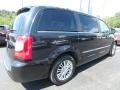Chrysler Town & Country Touring - L Brilliant Black Crystal Pearl photo #8