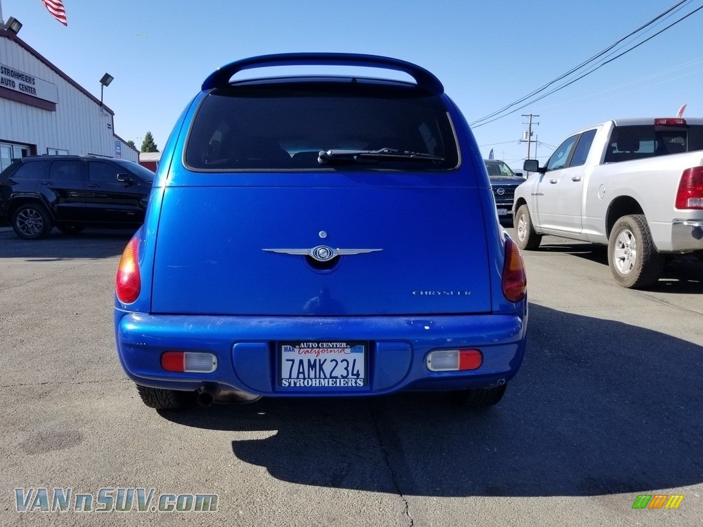 2004 PT Cruiser  - Electric Blue Pearlcoat / Taupe/Pearl Beige photo #4