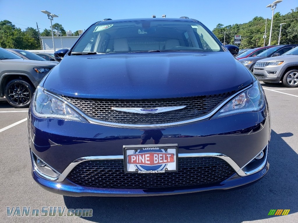 2020 Pacifica Touring L - Jazz Blue Pearl / Alloy/Black photo #2