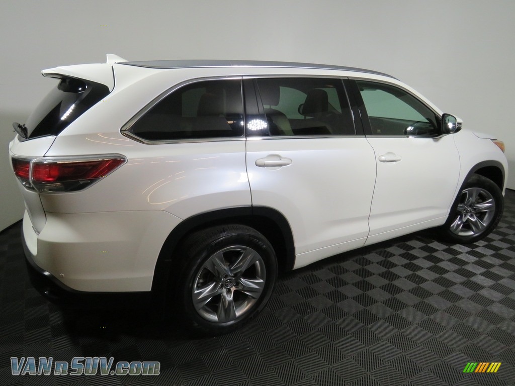 2016 Highlander Limited AWD - Blizzard Pearl / Almond photo #16