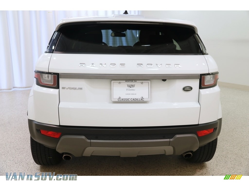 2019 Range Rover Evoque SE - Fuji White / Almond photo #26