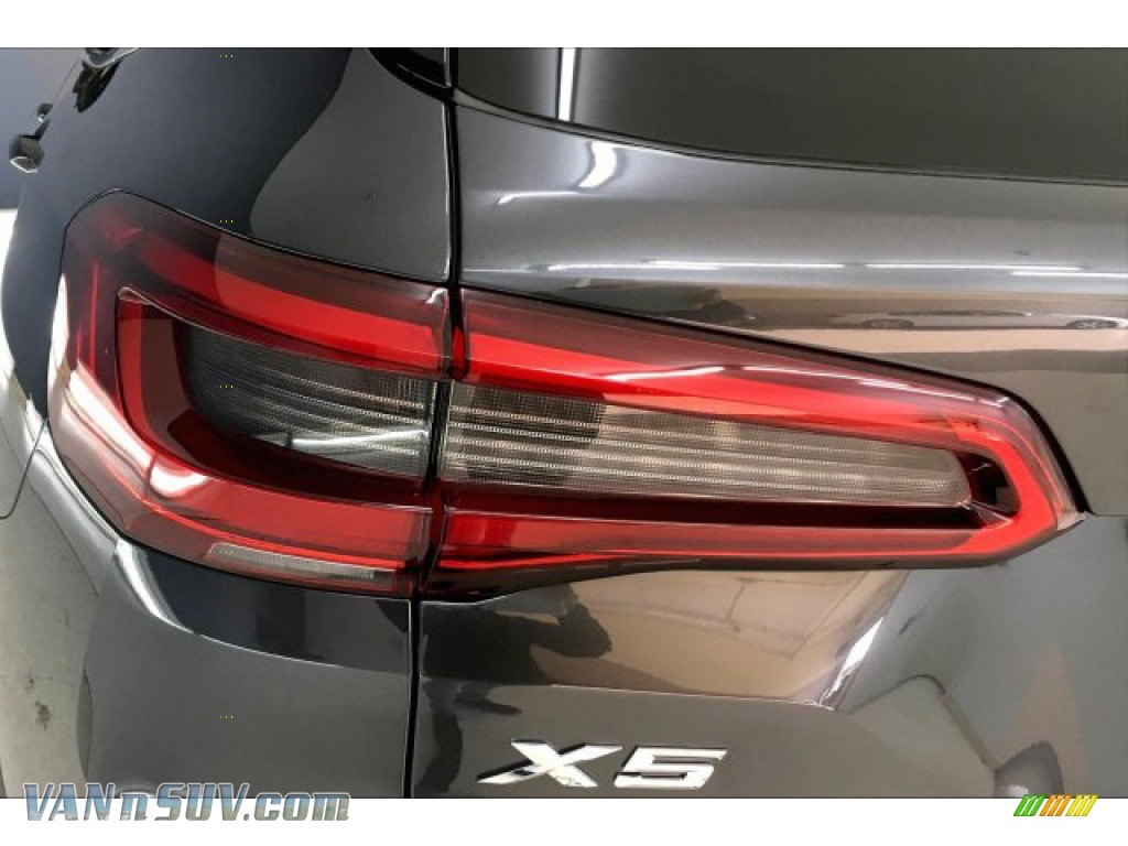 2019 X5 xDrive40i - Dark Graphite Metallic / Black photo #22