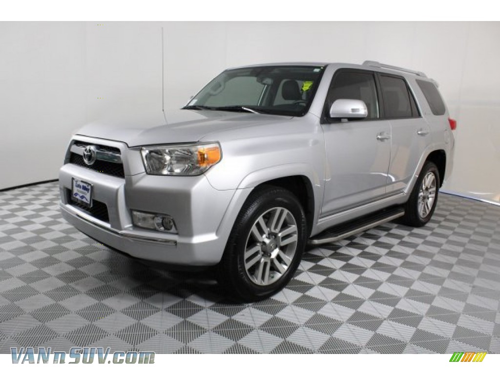 2013 4Runner Limited - Classic Silver Metallic / Black Leather photo #3