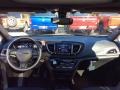 Chrysler Pacifica Limited Brilliant Black Crystal Pearl photo #12