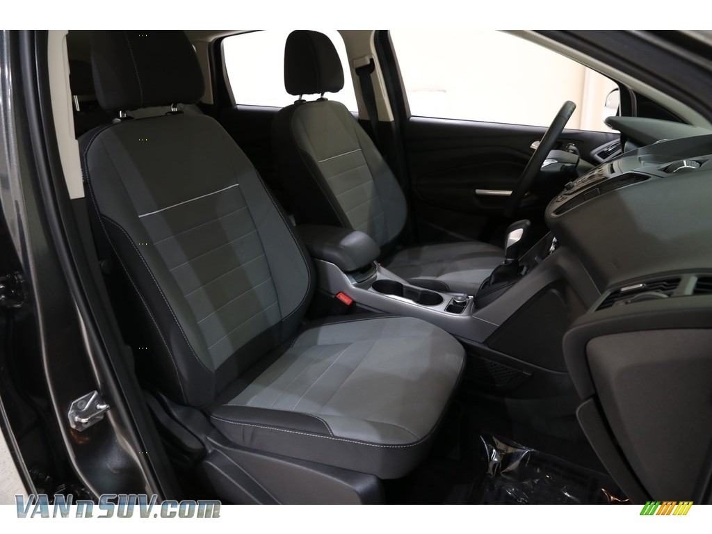 2015 Escape SE 4WD - Magnetic Metallic / Charcoal Black photo #16