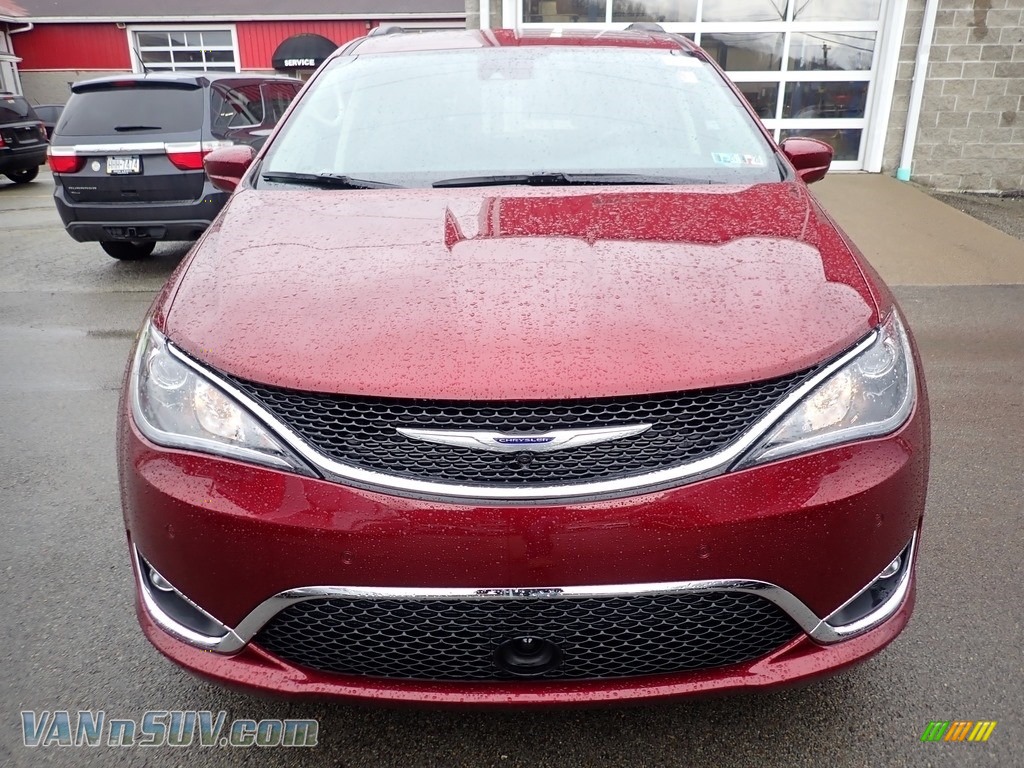 2020 Pacifica Touring - Velvet Red Pearl / Alloy/Black photo #8