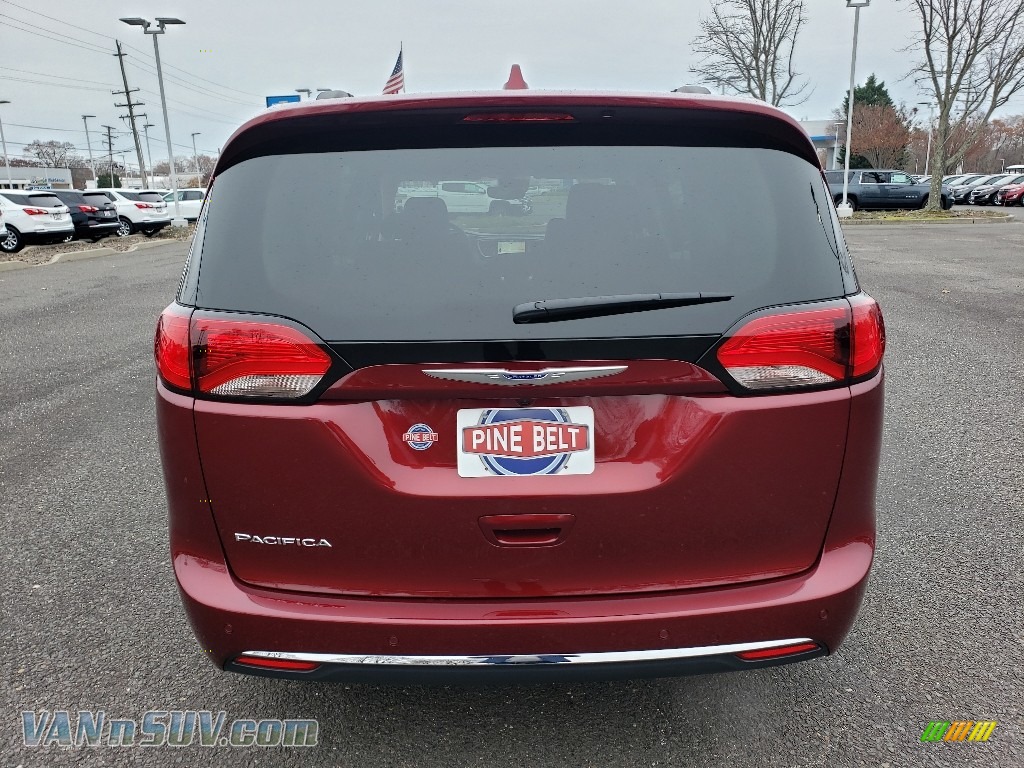2020 Pacifica Touring L Plus - Velvet Red Pearl / Alloy/Black photo #5