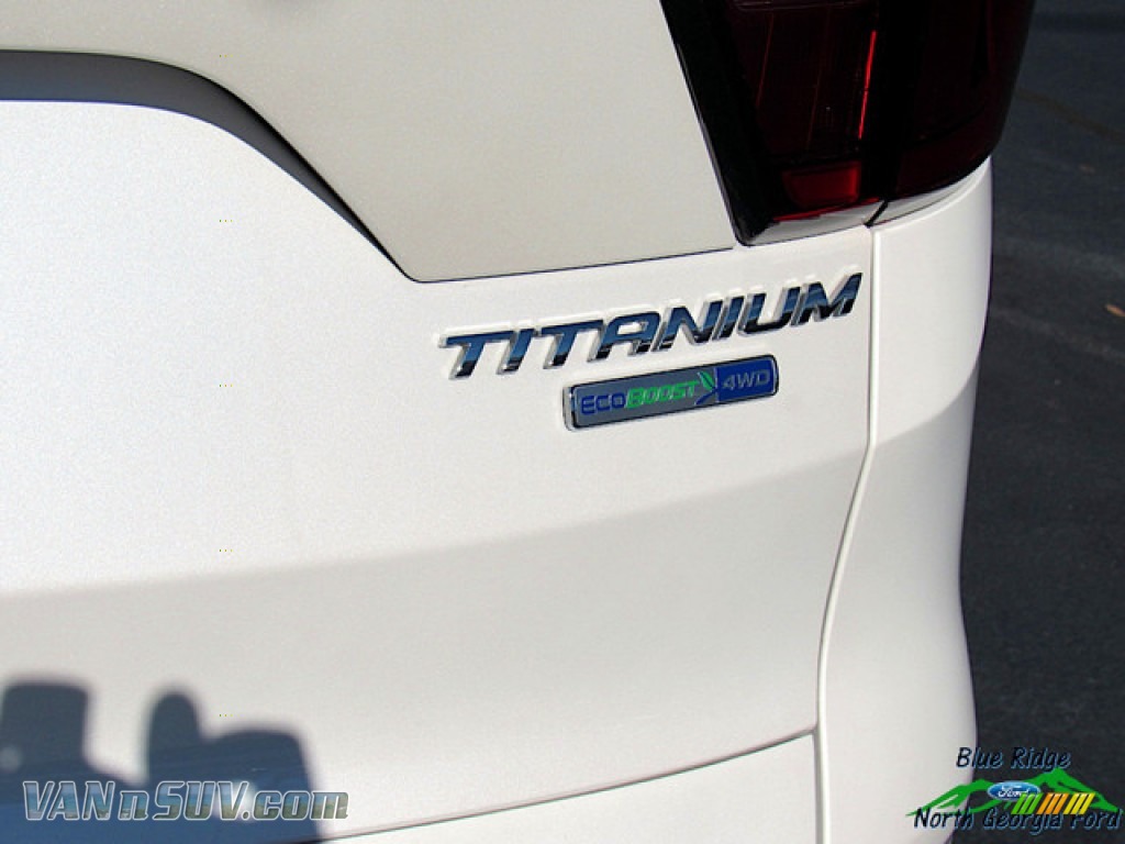 2019 Escape Titanium 4WD - White Platinum / Chromite Gray/Charcoal Black photo #36