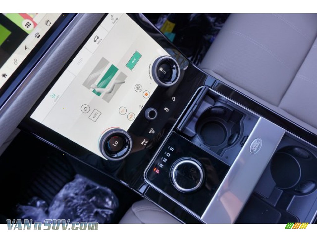 2020 Range Rover Velar S - Yulong White Metallic / Ebony/Ebony photo #17