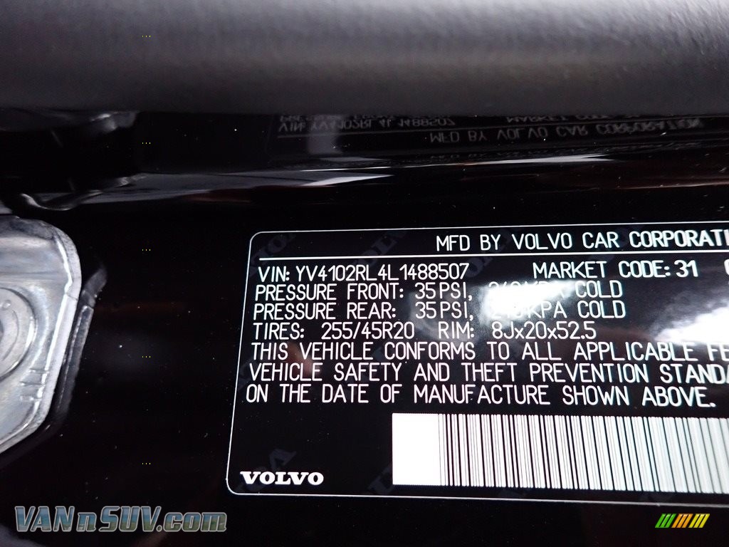 2020 XC60 T5 AWD Inscription - Onyx Black Metallic / Charcoal photo #11