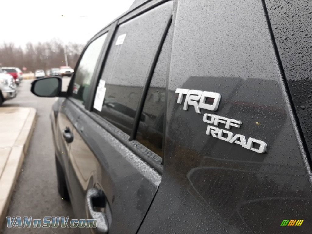 2020 4Runner TRD Off-Road Premium 4x4 - Magnetic Gray Metallic / Graphite photo #19