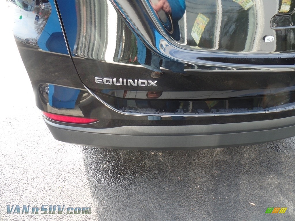 2020 Equinox LS AWD - Mosaic Black Metallic / Ash Gray photo #12