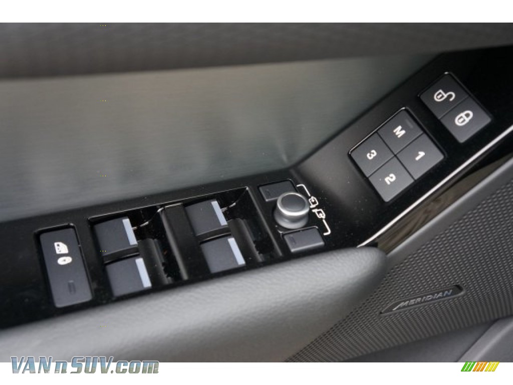 2020 Range Rover Velar S - Eiger Gray Metallic / Ebony/Ebony photo #24
