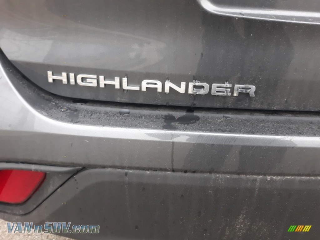 2020 Highlander XLE AWD - Magnetic Gray Metallic / Graphite photo #54
