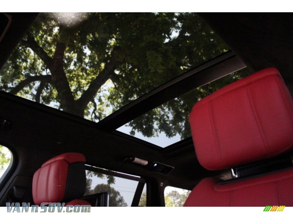 2020 Range Rover Autobiography - Santorini Black Metallic / Ebony/Pimento photo #23