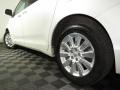 Toyota Sienna XLE AWD Blizzard White Pearl photo #10