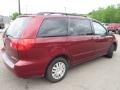 Toyota Sienna LE Salsa Red Pearl photo #10
