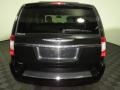 Chrysler Town & Country Touring Brilliant Black Crystal Pearl photo #10