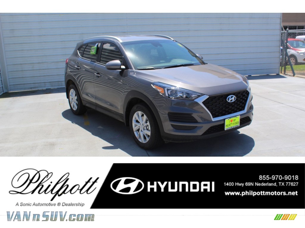 Magnetic Force Metallic / Black Hyundai Tucson Value