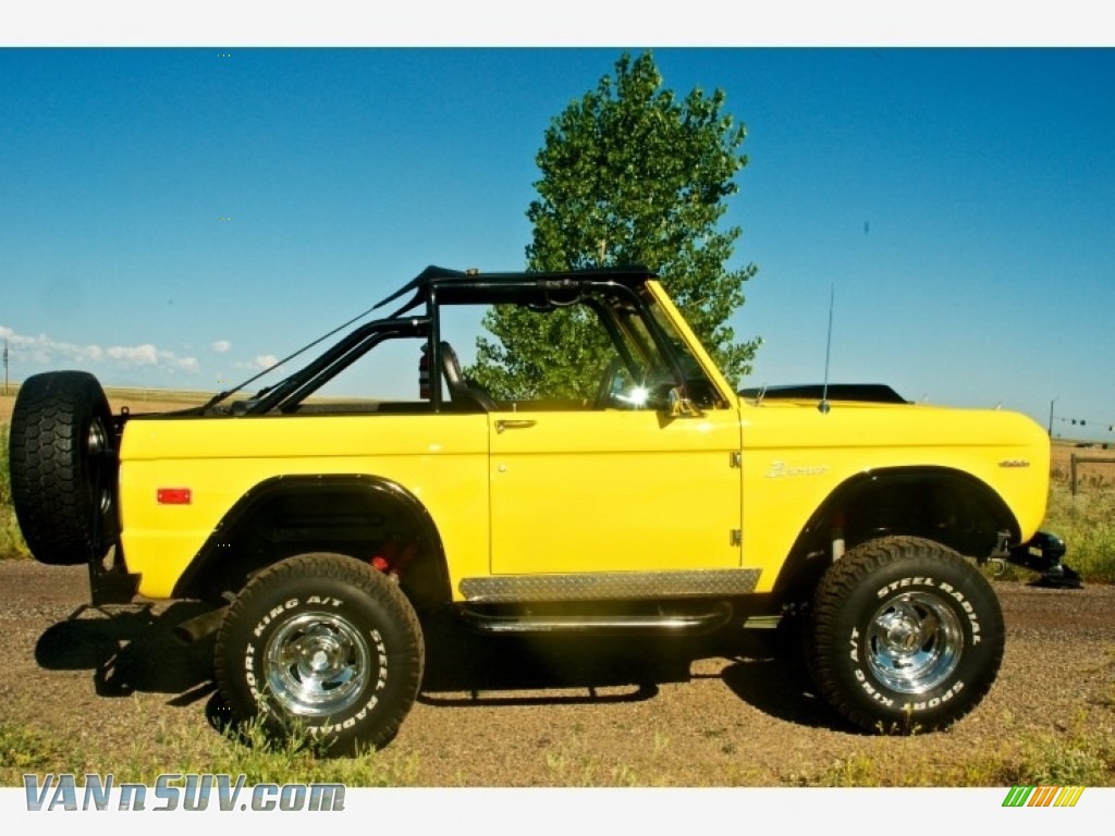 1973 Bronco 4x4 - Canary Yellow / Black photo #9