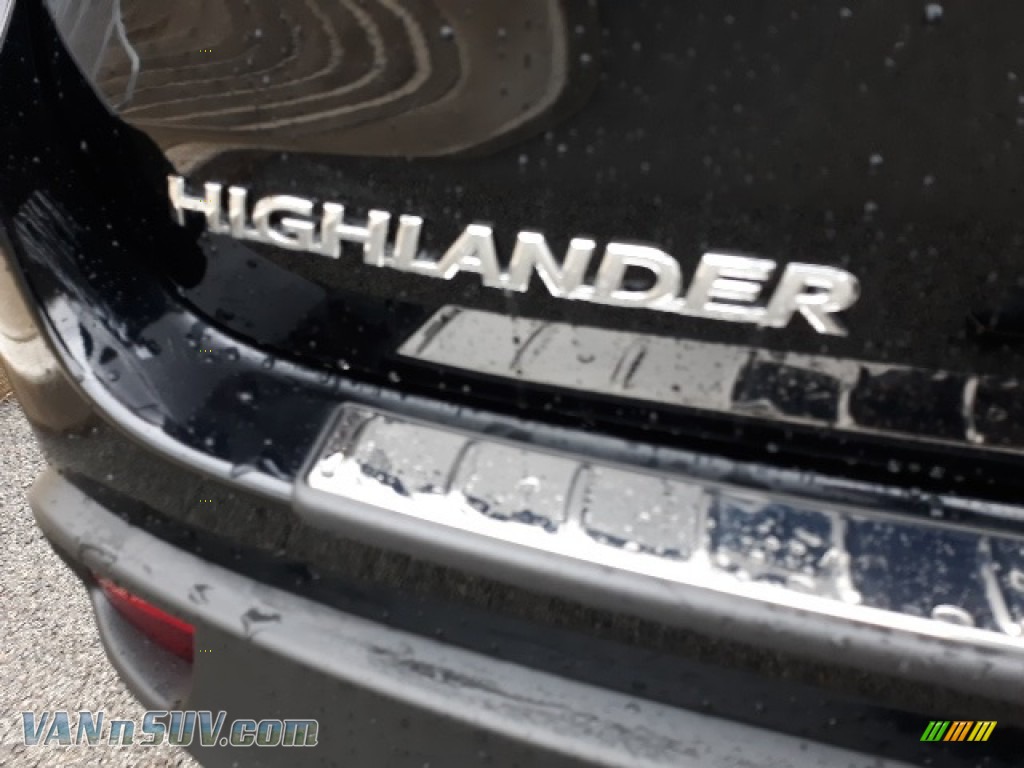 2019 Highlander XLE AWD - Midnight Black Metallic / Black photo #53