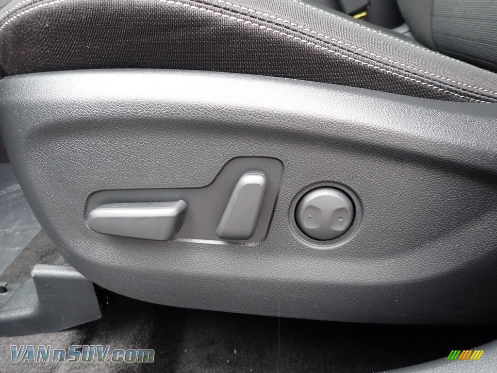 2020 Sportage LX AWD - Sparkling Silver / Black photo #20