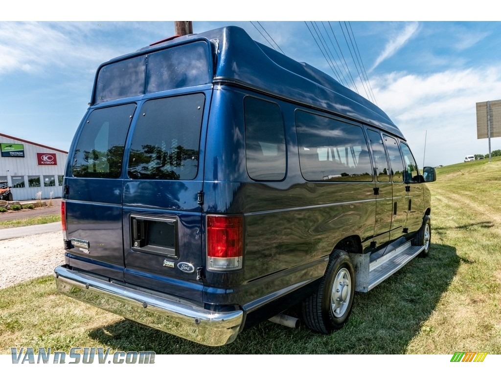 2011 E Series Van E350 XL Extended Passenger - Dark Blue Pearl Metallic / Medium Flint photo #10