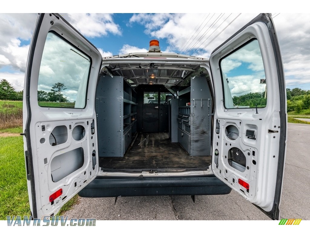 2012 E Series Van E150 Cargo - Oxford White / Medium Flint photo #21