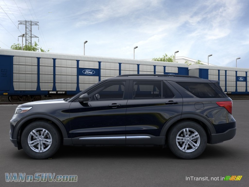 2020 Explorer XLT 4WD - Agate Black Metallic / Sandstone photo #3