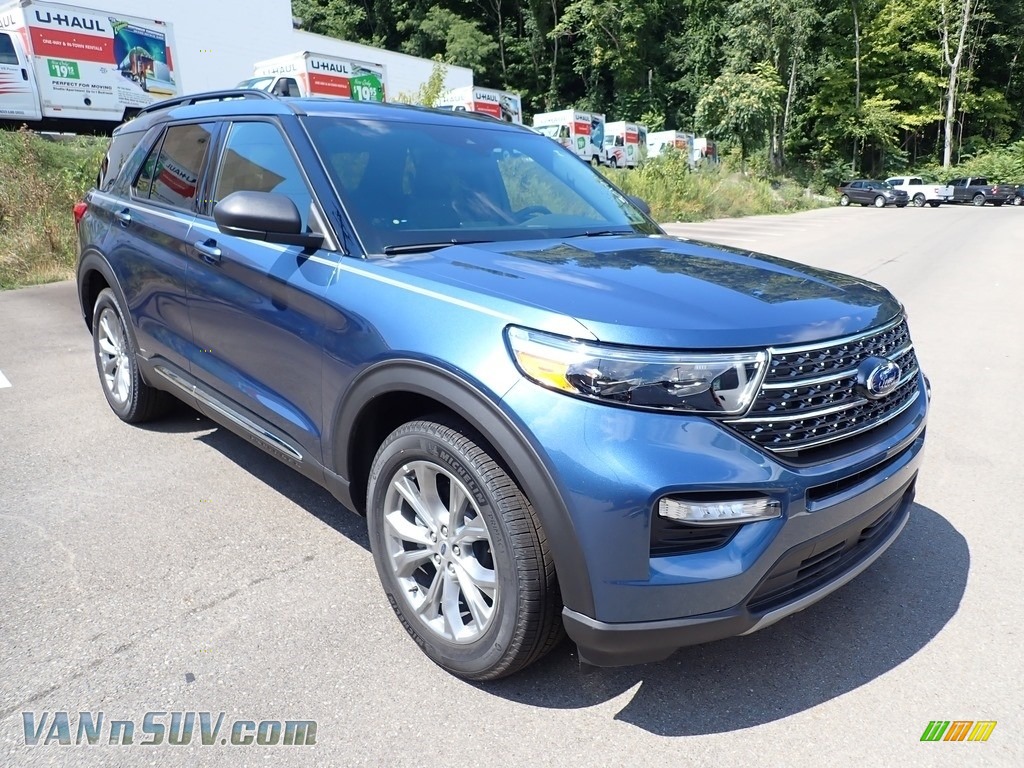 2020 Ford Explorer XLT 4WD in Blue Metallic photo #3 - B39984 | VANnSUV