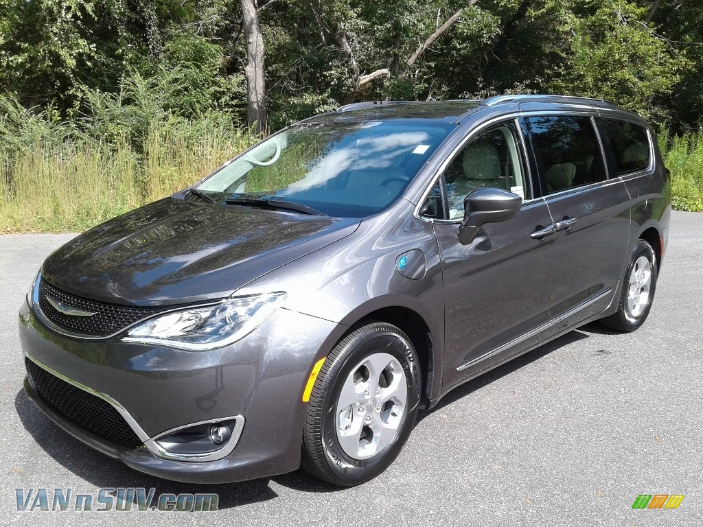 2020 Chrysler Pacifica Hybrid Touring L In Granite Crystal Metallic For 