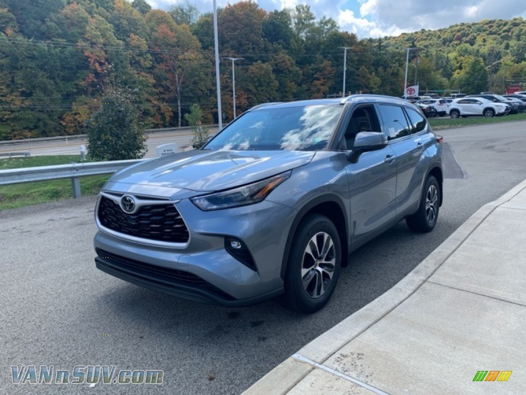 2021 Toyota Highlander XLE AWD in Moon Dust for sale photo 36 057944