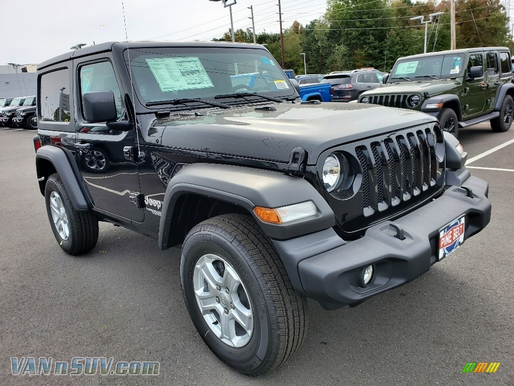 2021 Jeep Wrangler Sport 4x4 In Black - 520977 