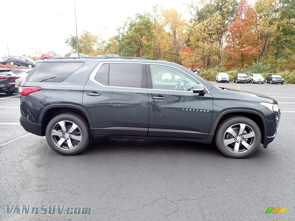 traverse sapphire black