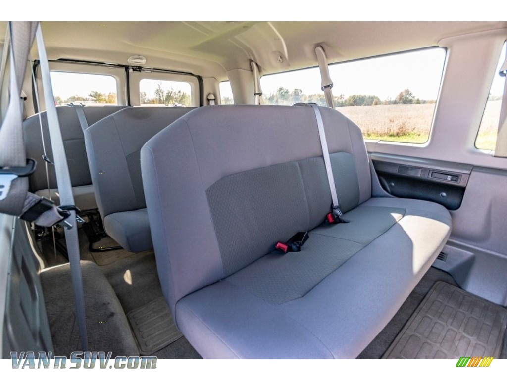 2013 E Series Van E350 XLT Extended Passenger - Oxford White / Medium Flint photo #25