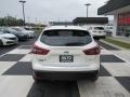 Nissan Rogue SV Pearl White Tricoat photo #4