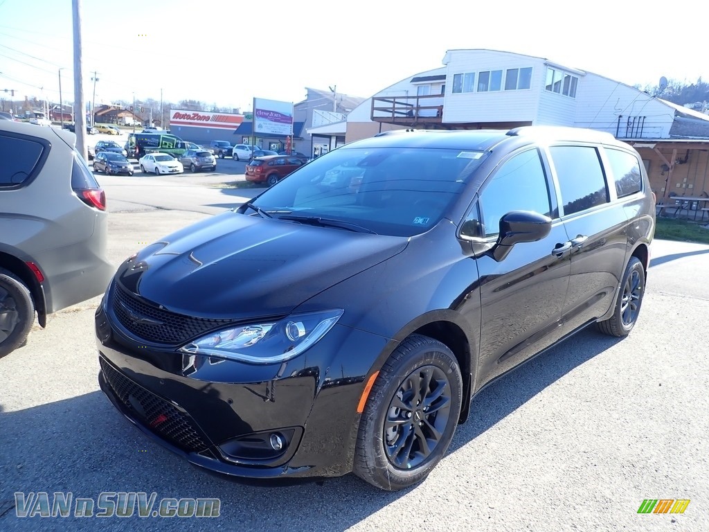 Brilliant Black Crystal Pearl / Black Chrysler Pacifica Launch Edition AWD