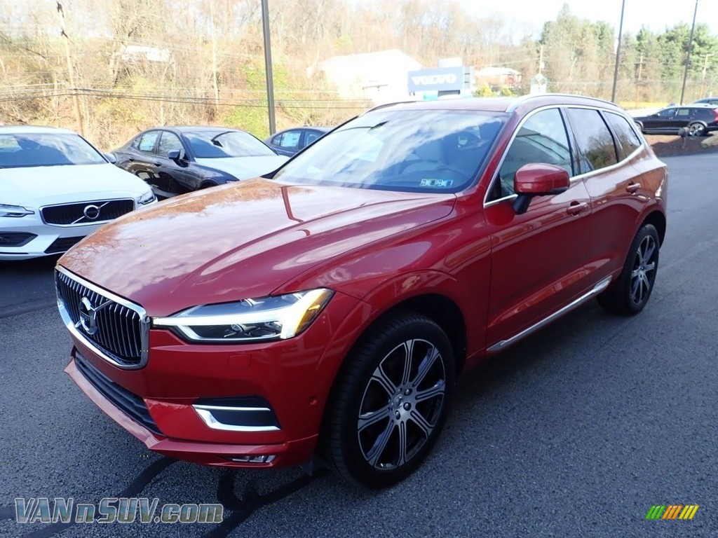 2018 XC60 T6 AWD Inscription - Passion Red / Blonde photo #8