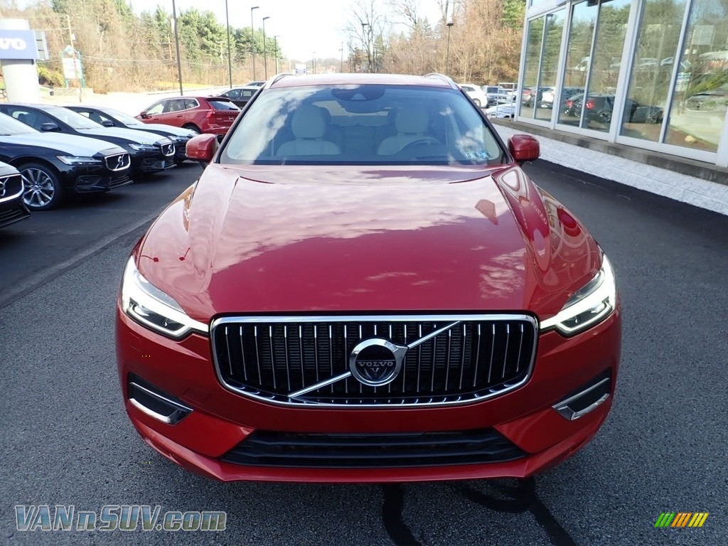 2018 XC60 T6 AWD Inscription - Passion Red / Blonde photo #9