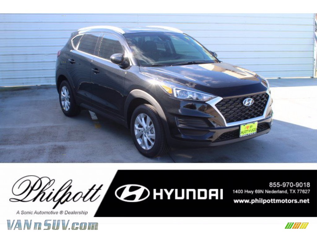 Black Noir Pearl / Black Hyundai Tucson Value