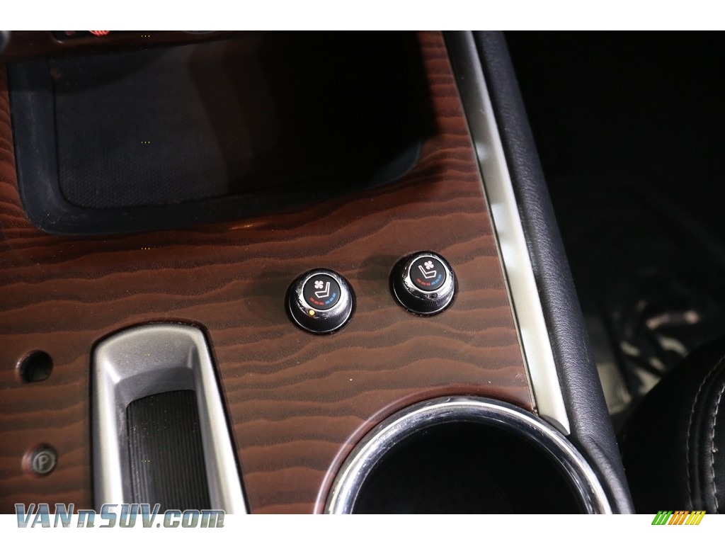 2018 Pathfinder Platinum 4x4 - Gun Metallic / Charcoal photo #16