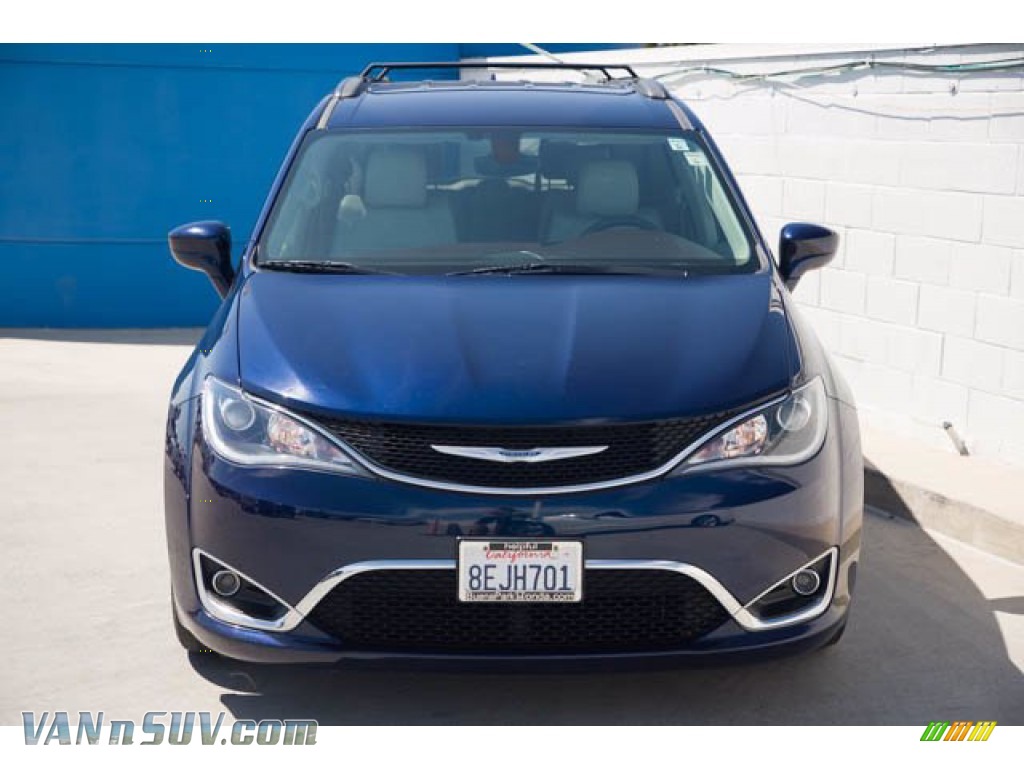 2017 Pacifica Touring L - Jazz Blue Pearl / Cognac/Alloy/Toffee photo #7