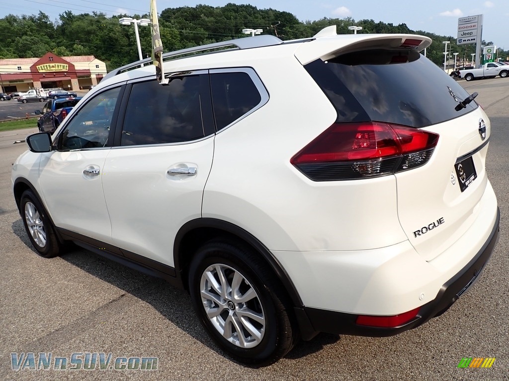 2020 Rogue SV - Pearl White Tricoat / Charcoal photo #3