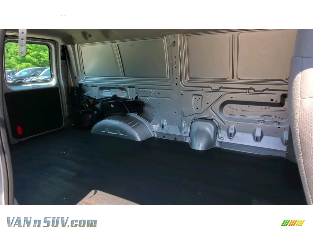 2012 E Series Van E150 Cargo - Ingot Silver Metallic / Medium Flint photo #19