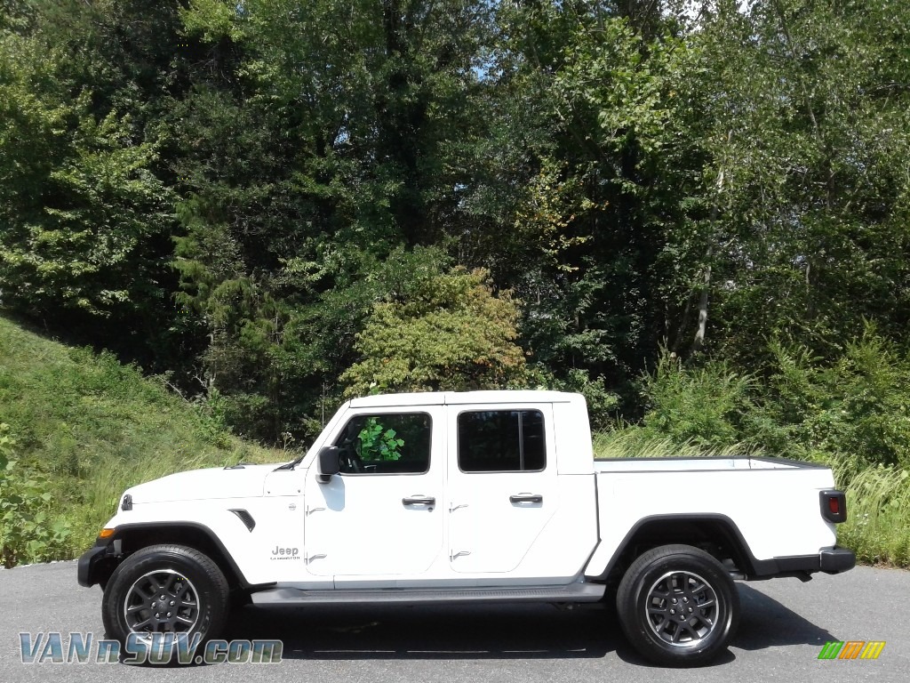 Bright White / Black Jeep Gladiator Overland 4x4